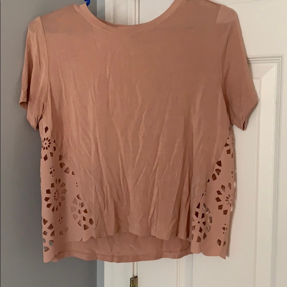 Forever 21 crop T-shirt
